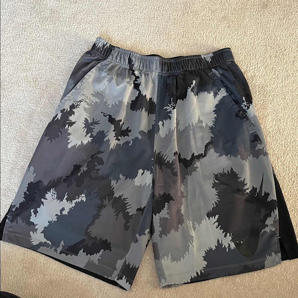 Nike men basketball shorts